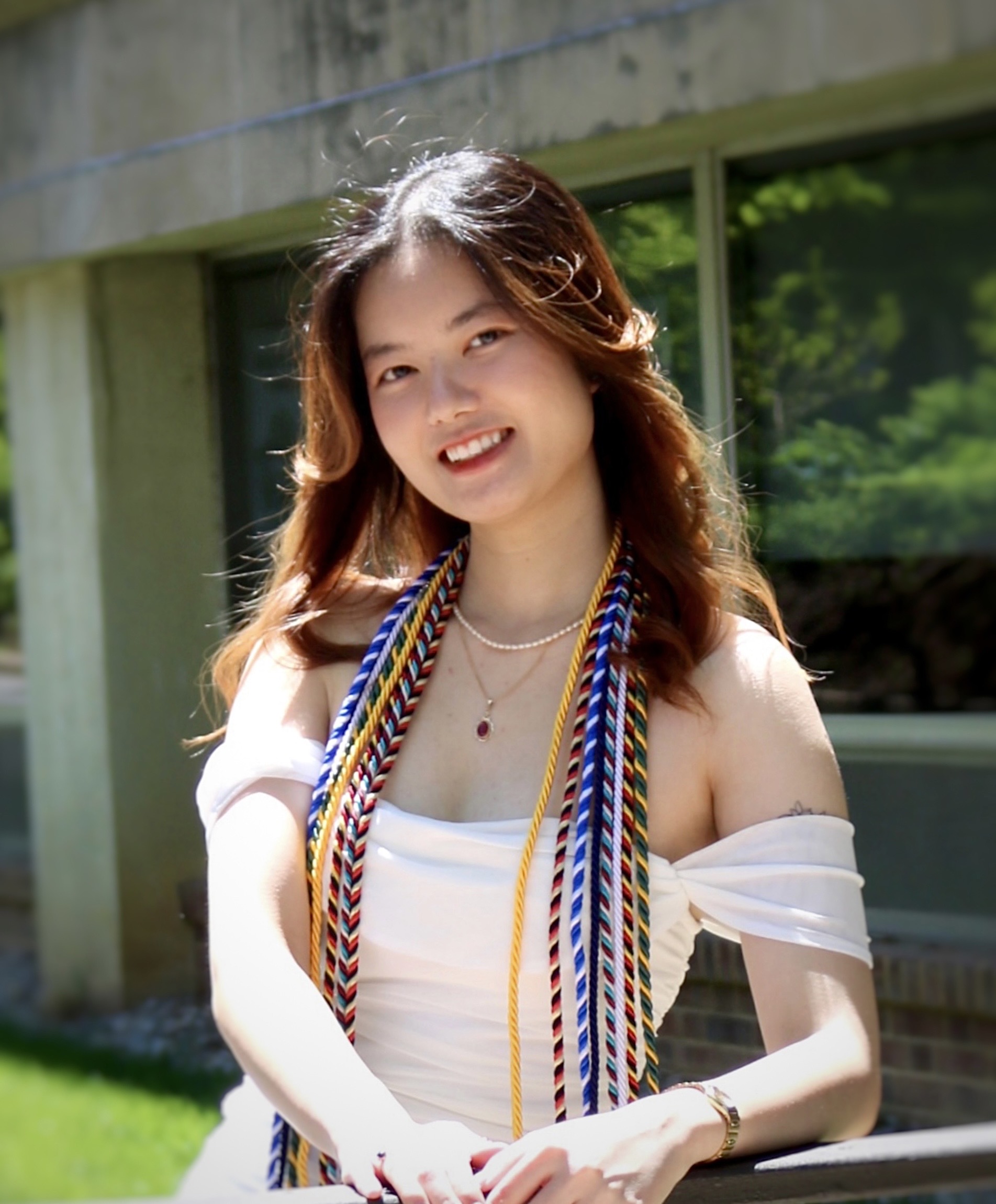 Portrait of Helia Dinh